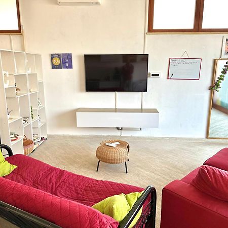 B&B The Loft Джойоза-Йоника Экстерьер фото